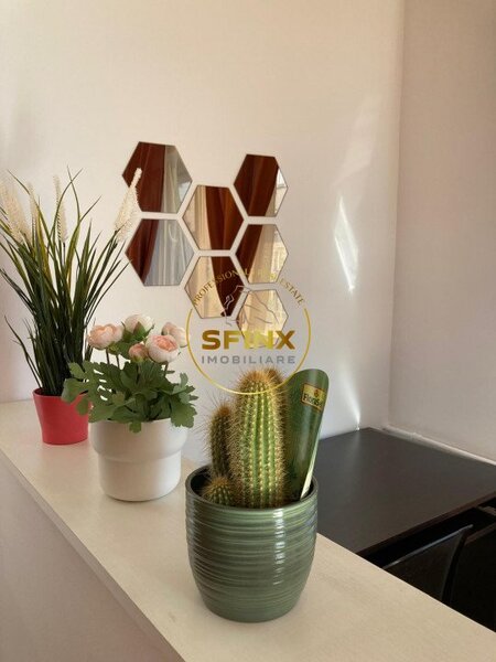 Alba Iulia, Decebal, de inchiriat 2 camere, renovat, totul nou, bloc 89, etaj 3/4.